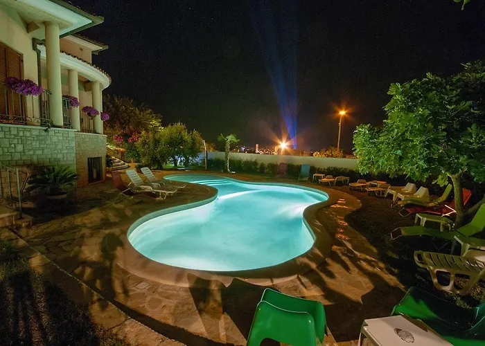Guesthouse Villa Lena